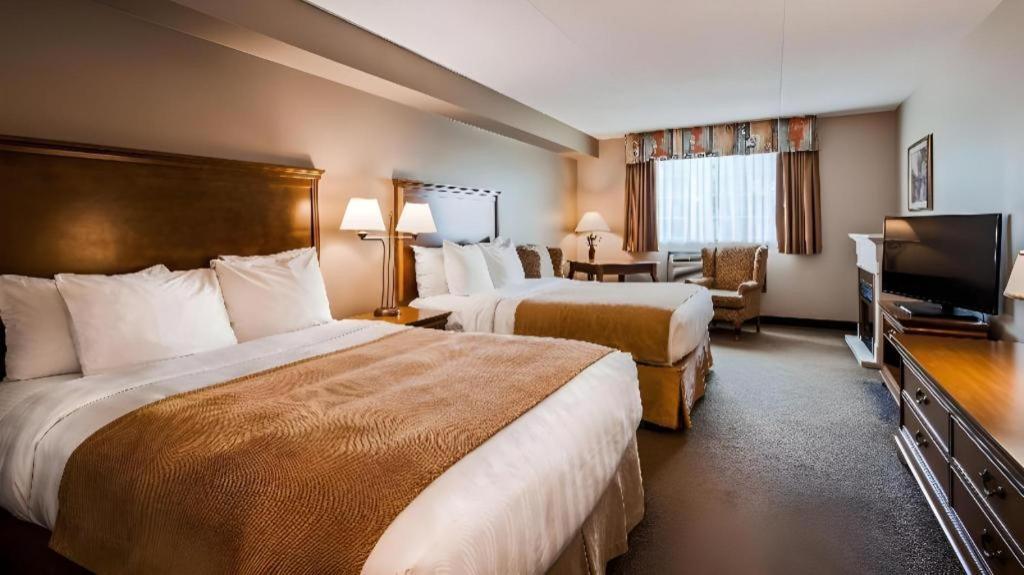 Best Western Plus Orillia Hotel 外观 照片